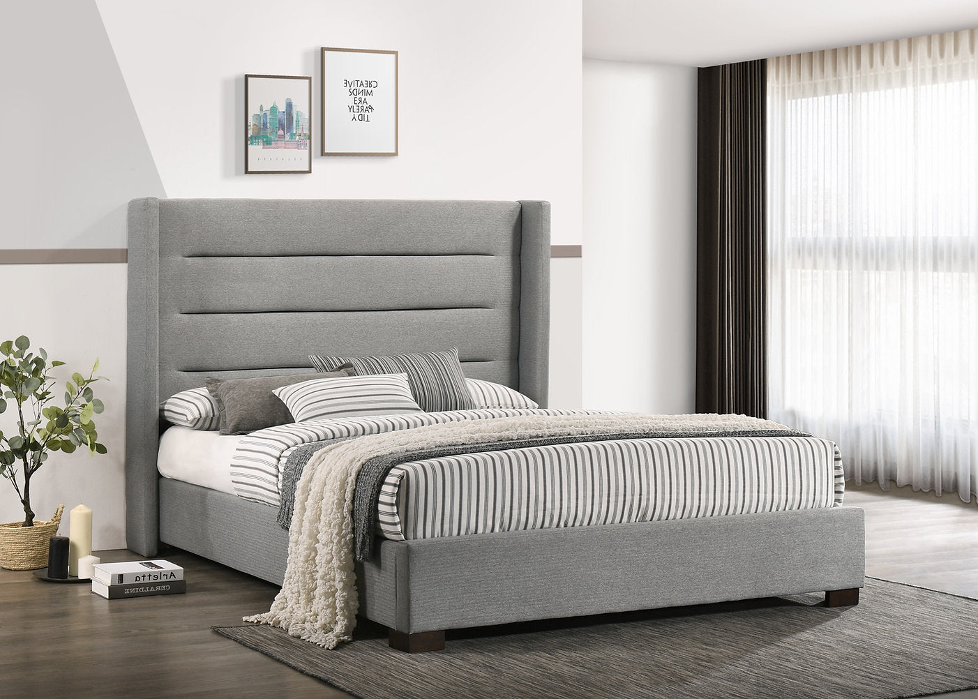 Lit à oreilles en tissu gris avec panneaux capitonnés horizontaux