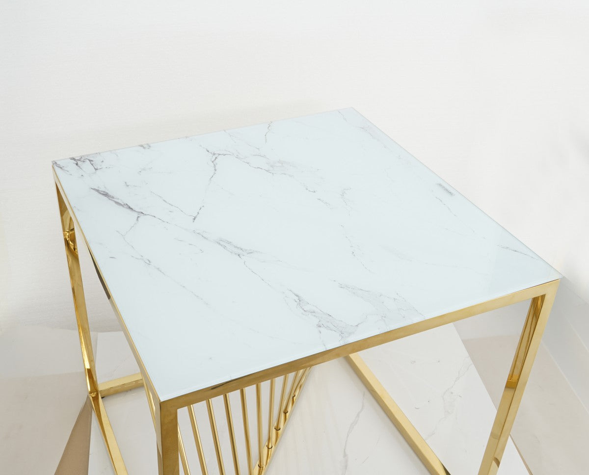 TABLE D'APPOINT, OR ( Meuble Mtl )