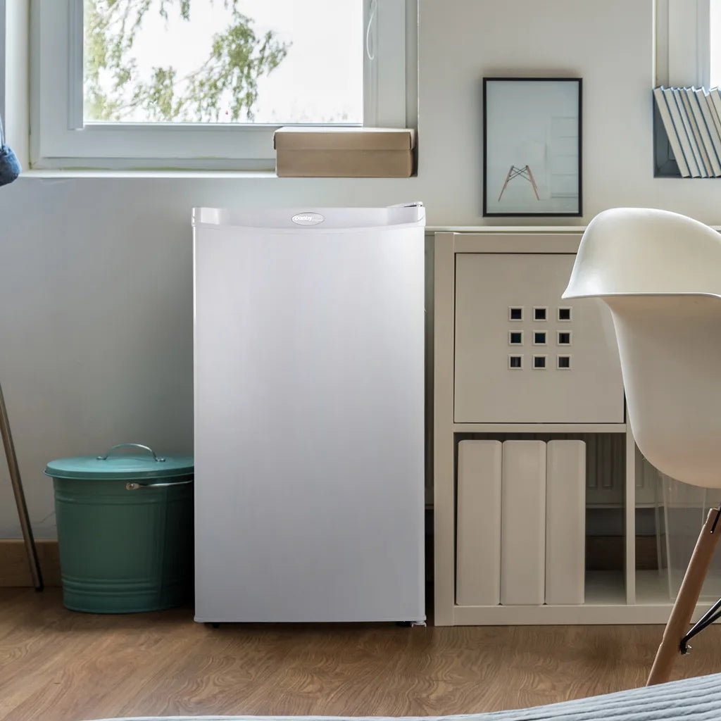 Réfrigérateur Danby 3,2 pi³ Compact Inox avec Congélateur