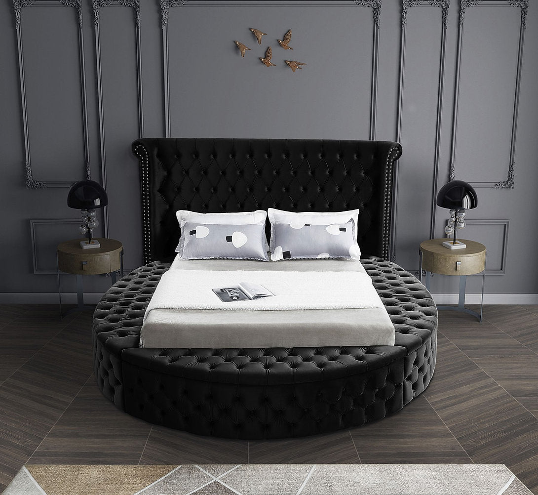 Lit en tissu velours noir avec capitonnage profond et 3 bancs de rangement
