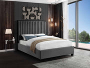 Lit capitonné à canaux profonds en velours gris avec garniture en métal noir - Support de matelas inclus
