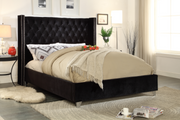 Lit en tissu velours noir avec détails cloutés