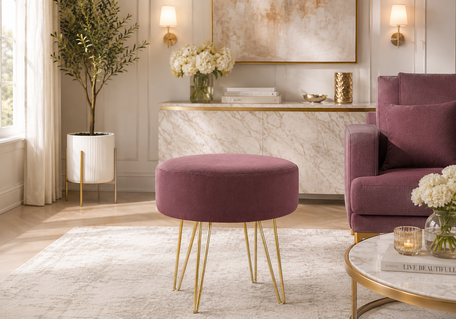 Pouf – tissu prune / pieds en métal doré :I 9001