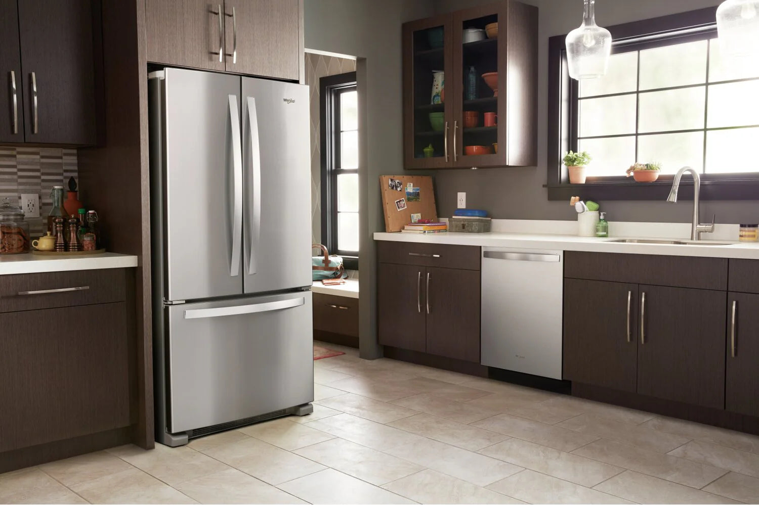Réfrigérateur Whirlpool 33" 22,1 pi³ Portes Françaises Acier Inoxydable Anti-Trace WRFF5333PZ