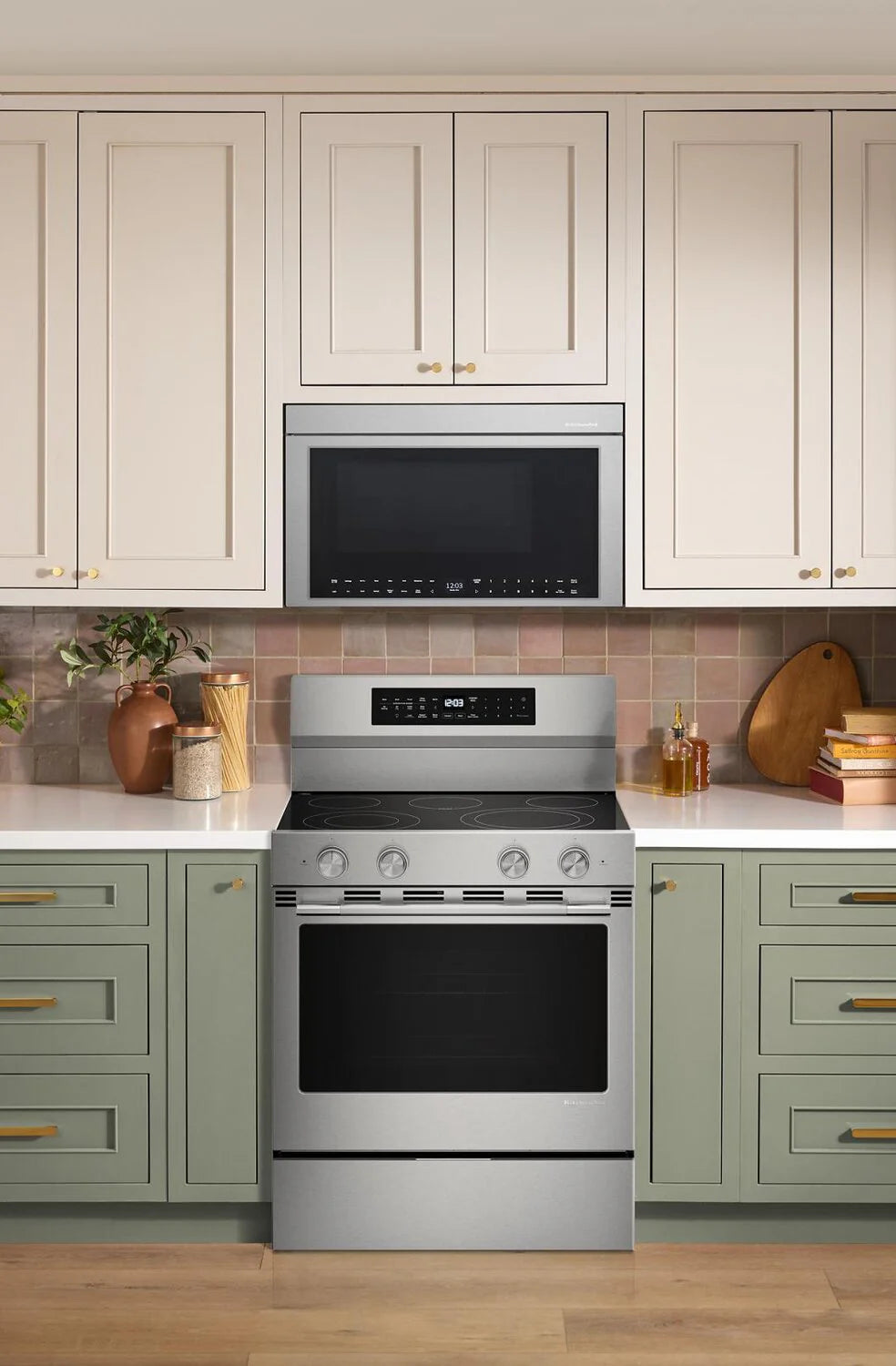 Cuisinière électrique KitchenAid 5,3 pi³ en acier inoxydable YKFES530SPS
