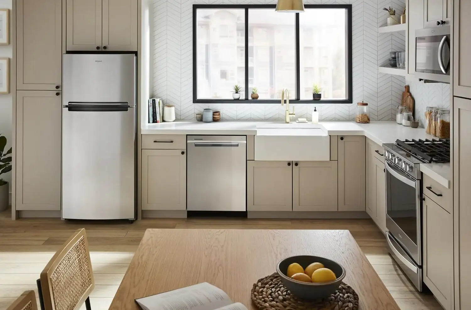 Réfrigérateur Whirlpool WRTX5328PM inox congélateur supérieur 28 po 16,3 pi³