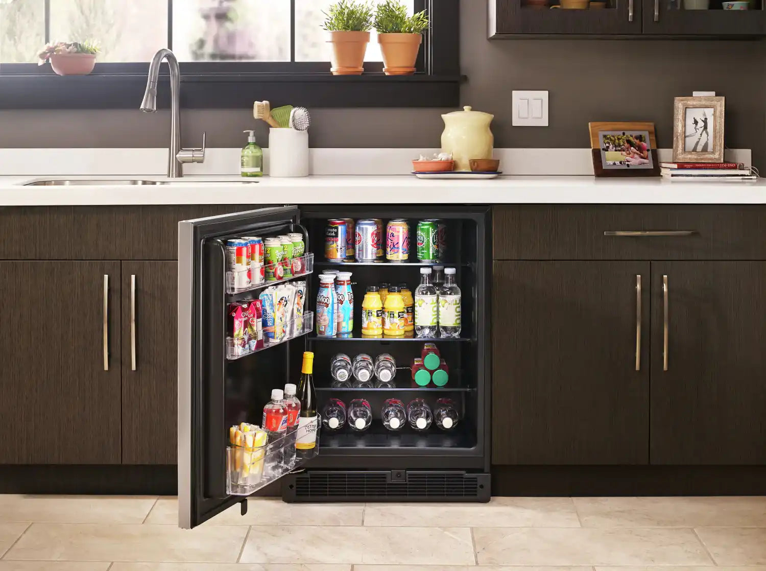 Réfrigérateur Whirlpool 5,1 pi³ Sous plan Acier inoxydable WUR35X24HZ