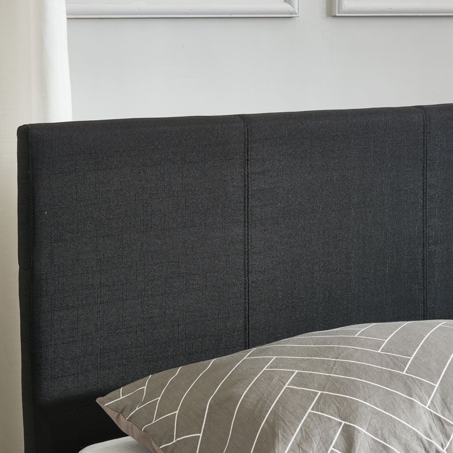 Grand lit plateforme Nevis de 60 po en noir