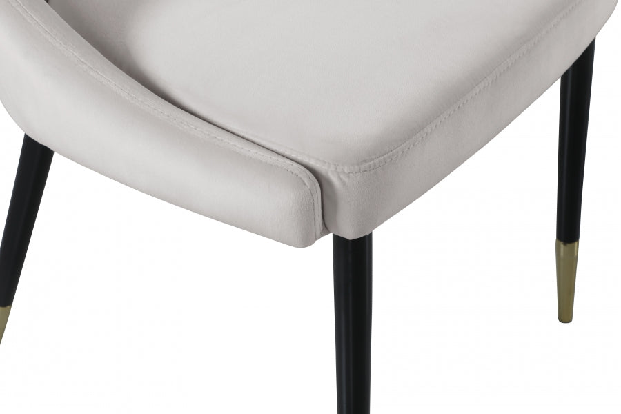 Chaise de salle à manger élégante en velours