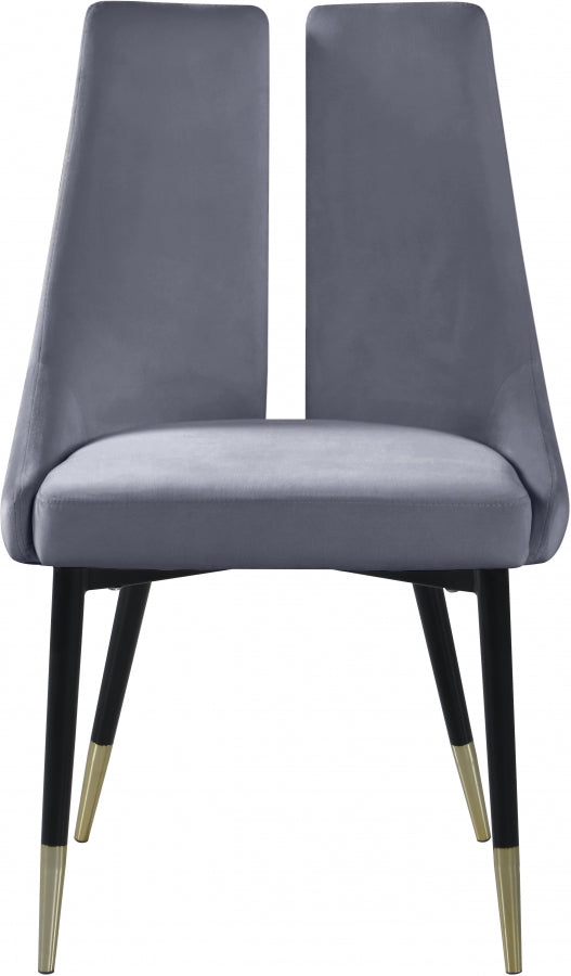 Chaise de salle à manger élégante en velours