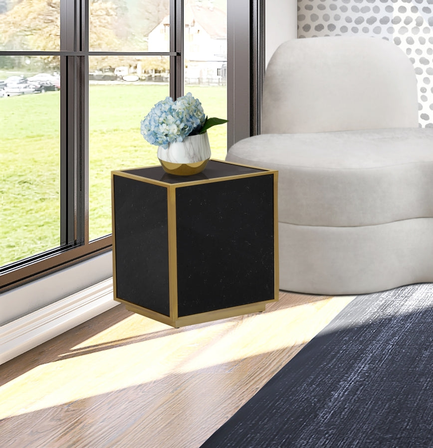 Table de bout scintillante