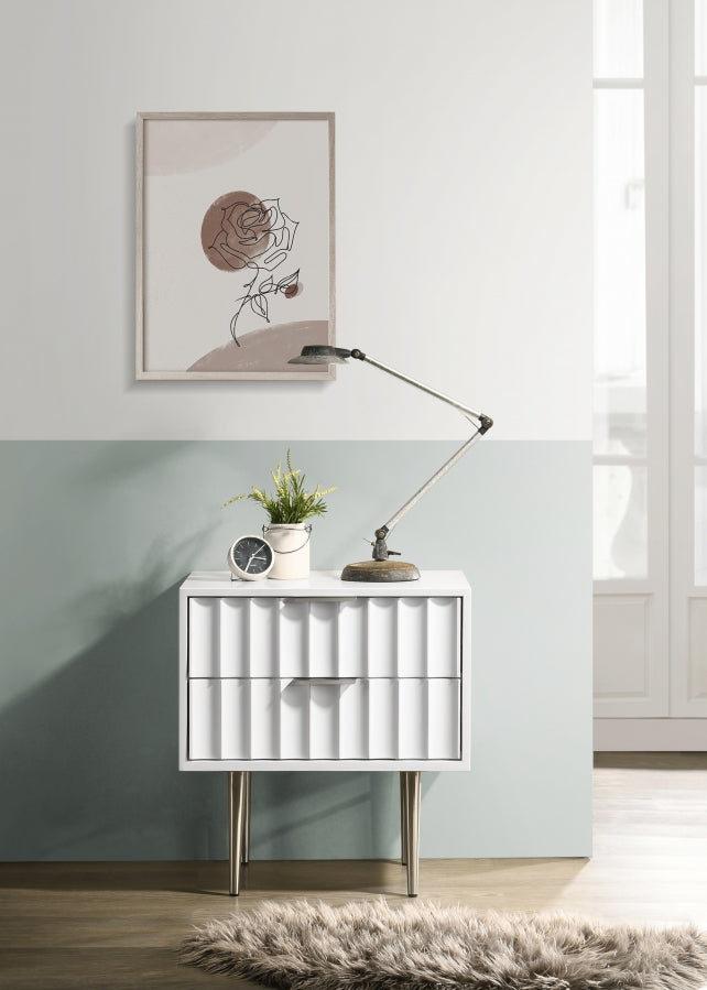 Table de chevet moderniste 