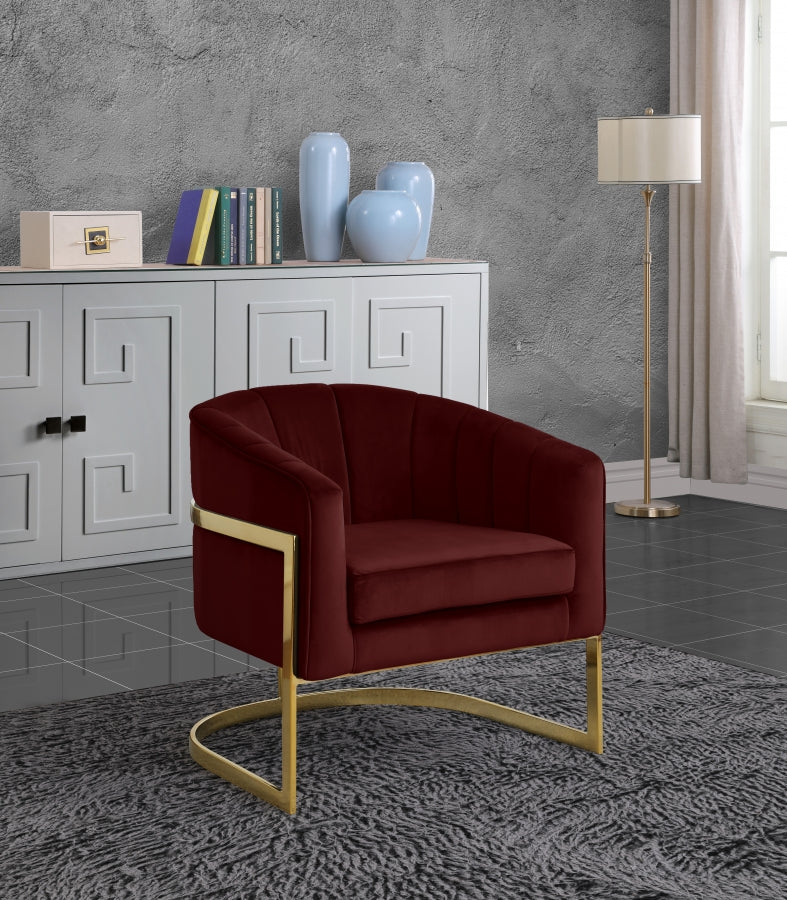 Chaise d'appoint en velours Carter