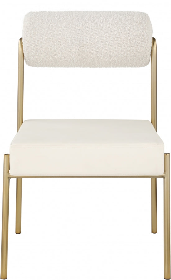 Chaise de salle à manger Carly en tissu bouclé