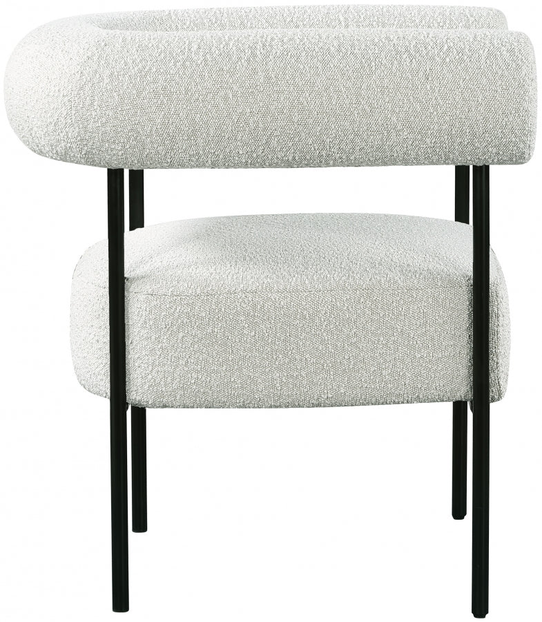 Chaise d'appoint Blake en tissu bouclé