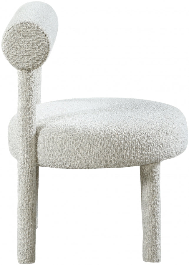 Chaise d'appoint Parlour en tissu bouclé