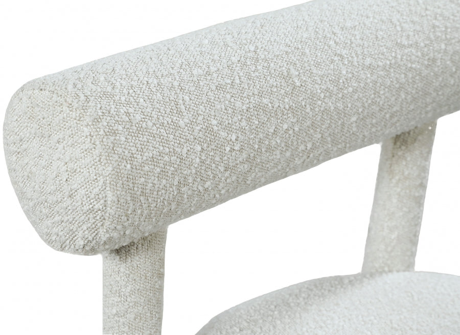 Chaise d'appoint Parlour en tissu bouclé