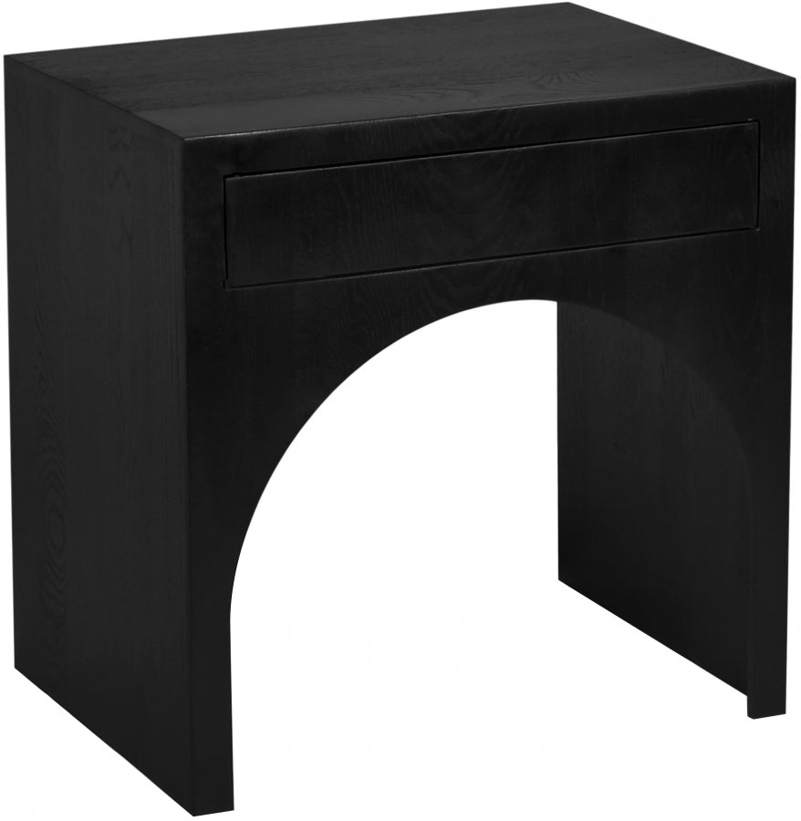 Table de chevet de juin