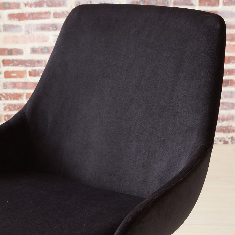 Ensemble de salle à manger 7 pièces Contra/Cassidy en noir avec chaise noire