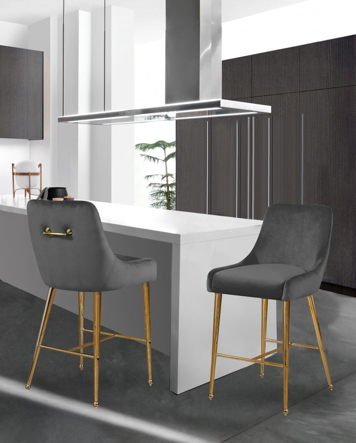 Tabouret de comptoir en velours Owen