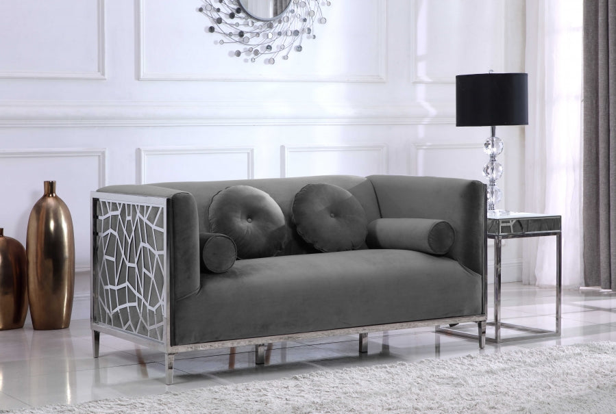 Causeuse en velours opale 