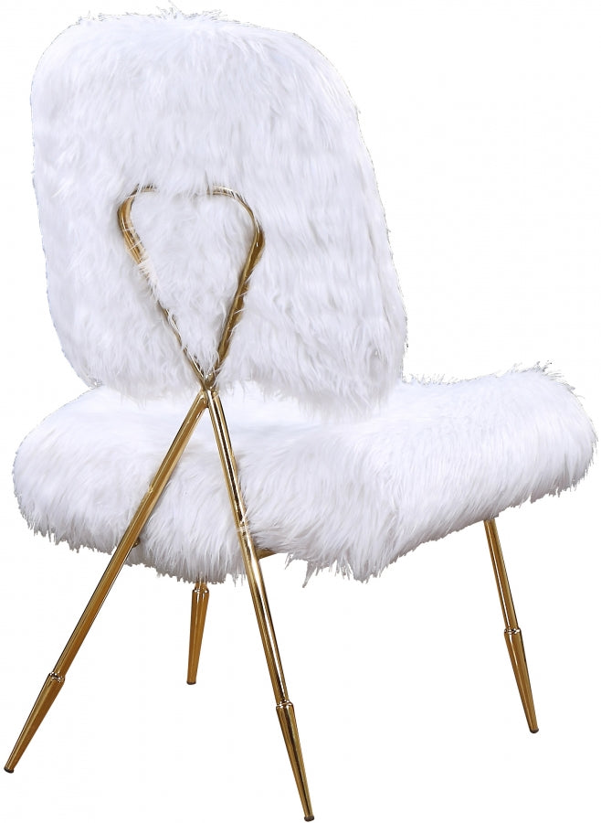 Chaise d'appoint en fausse fourrure magnolia