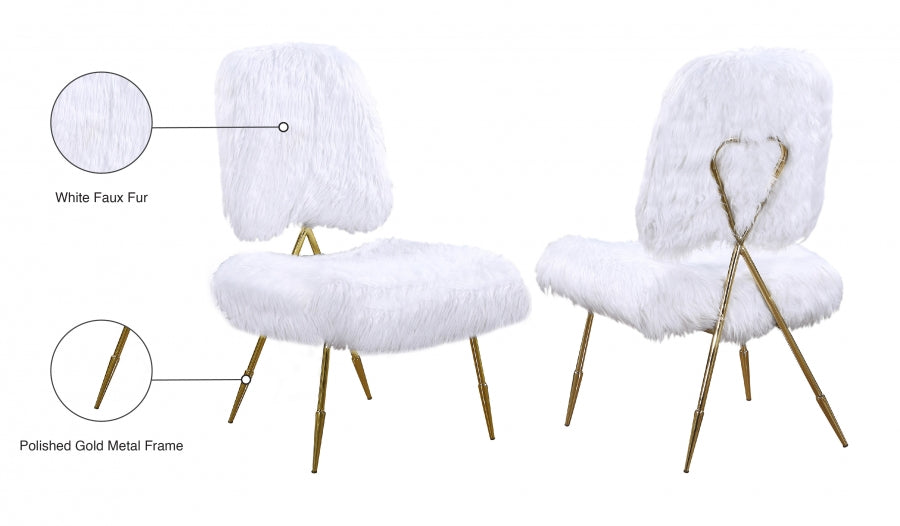 Chaise d'appoint en fausse fourrure magnolia