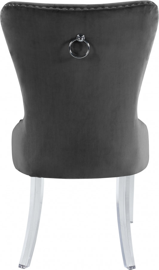 Chaise de salle à manger Miley en velours avec pieds en acrylique