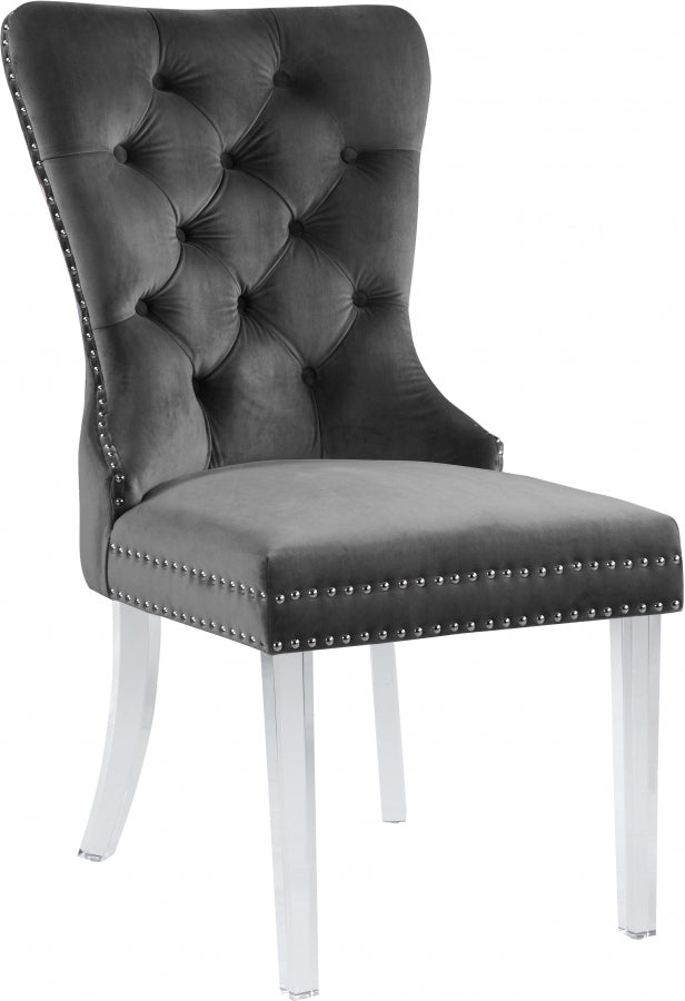Chaise de salle à manger Miley en velours avec pieds en acrylique