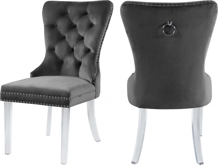 Chaise de salle à manger Miley en velours avec pieds en acrylique