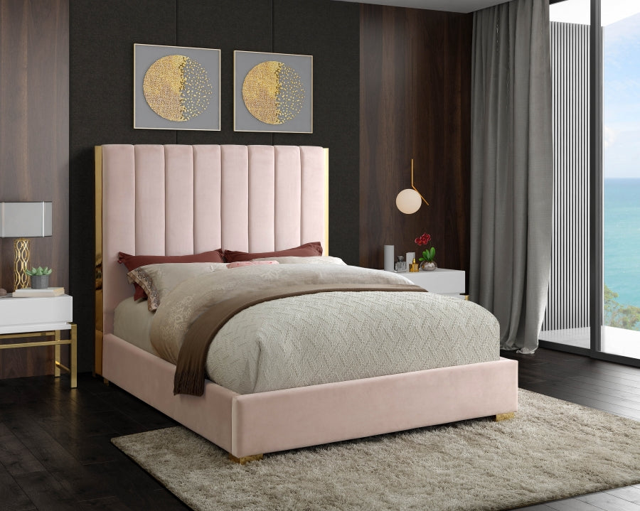 Lit en velours Becca