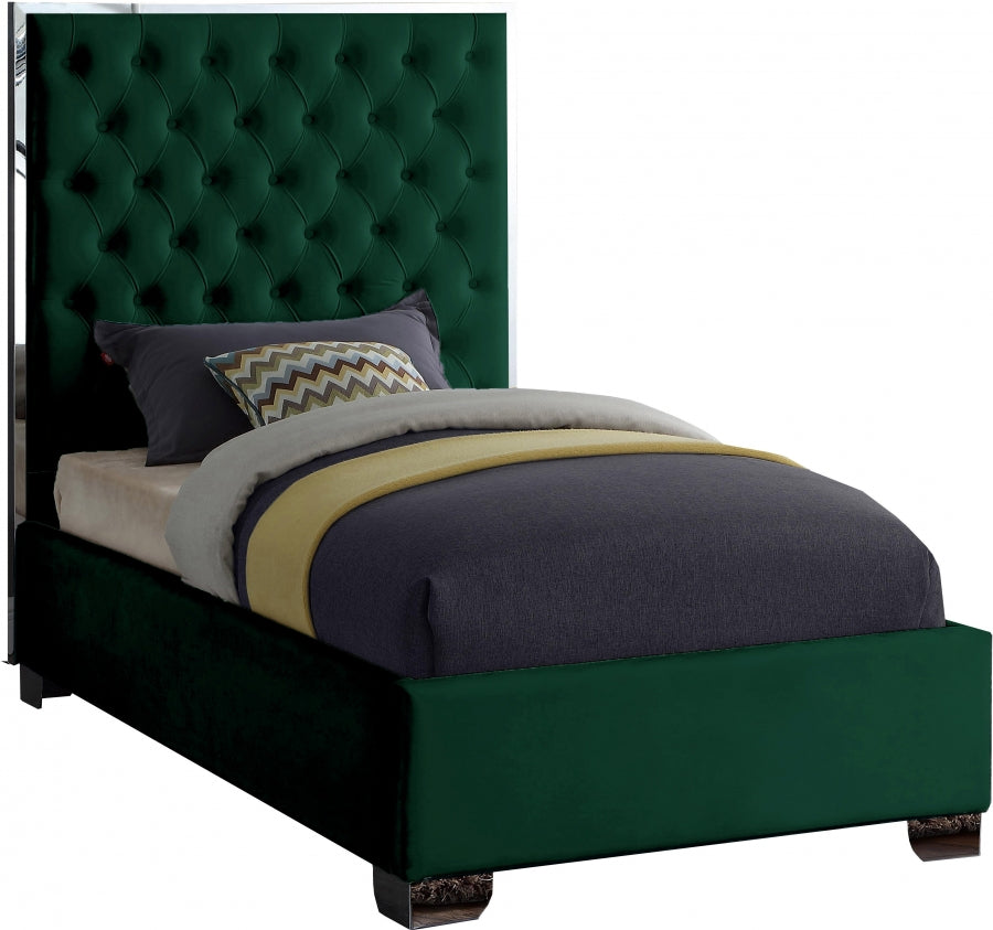 Lit en velours Lexi