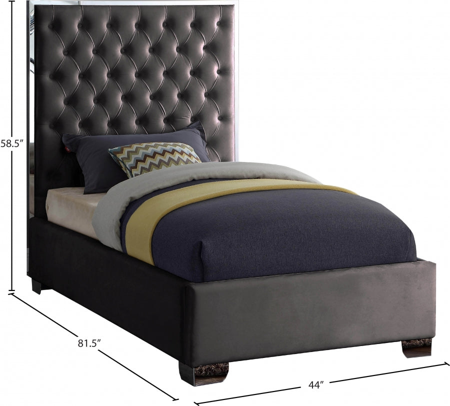 Lit en velours Lexi