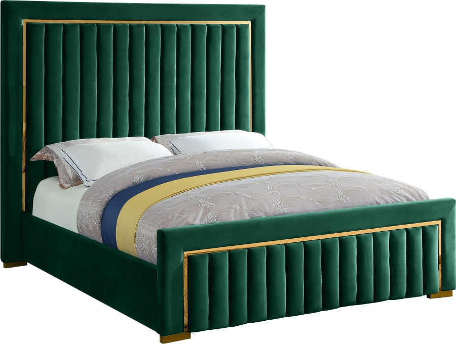 Grand lit en velours Dolce