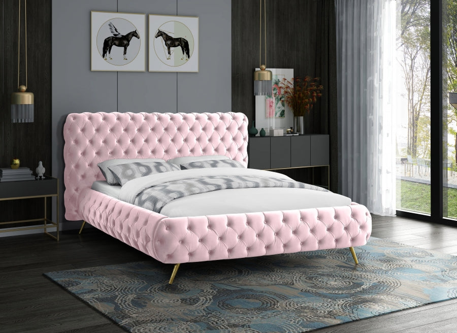 Lit en velours Delano