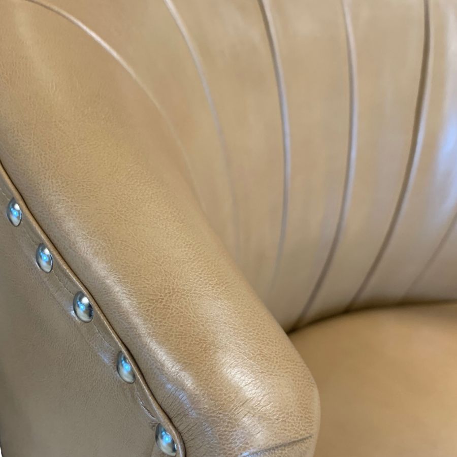 Chaise d'appoint Kyrie en selle