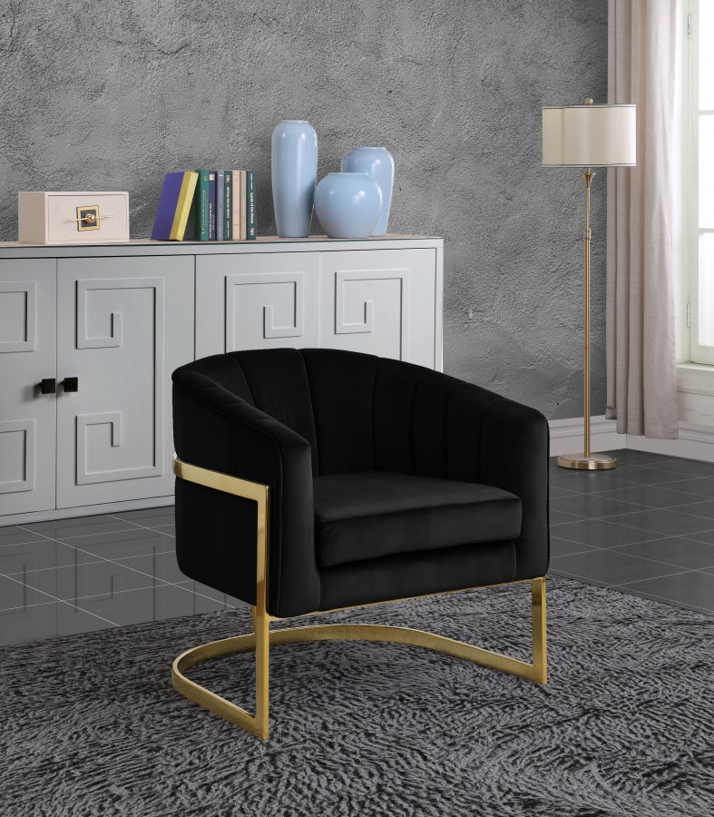Chaise d'appoint en velours Carter