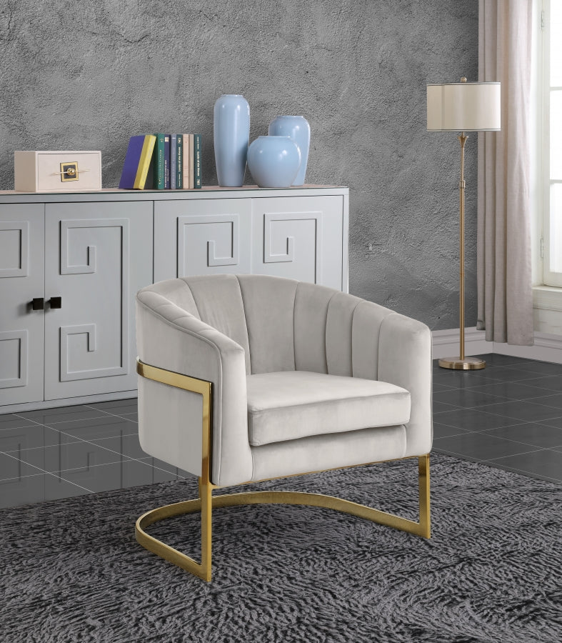 Chaise d'appoint en velours Carter