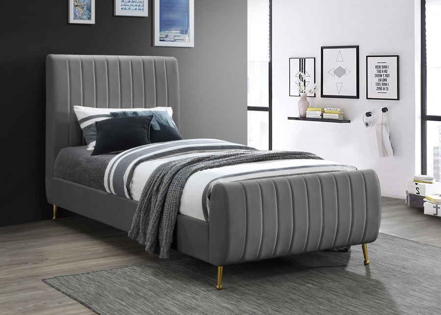 Lit en velours Zara