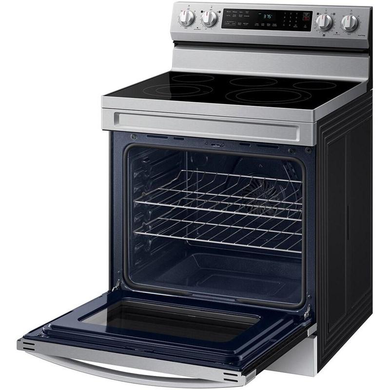 Cuisinière Électrique Autonome De 6,3 Pi³ À Convection Par Ventilateur Avec Wi-Fi Et Friture À Air En Acier Inoxydable *PRODUIT NEUF* Samsung ( NE63A6511SS )