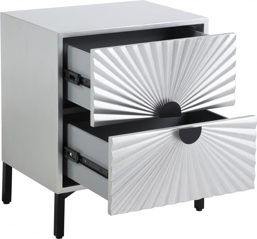 Table d'appoint scintillante 