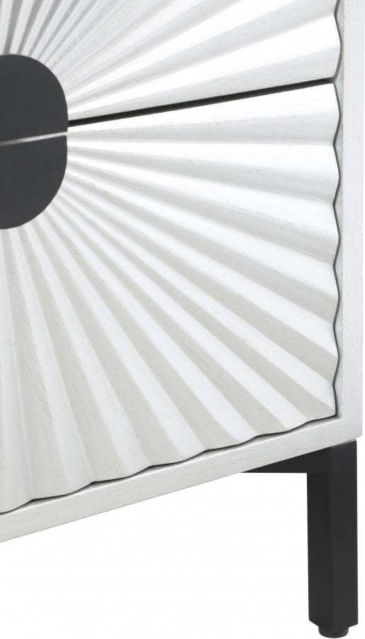 Table d'appoint scintillante 