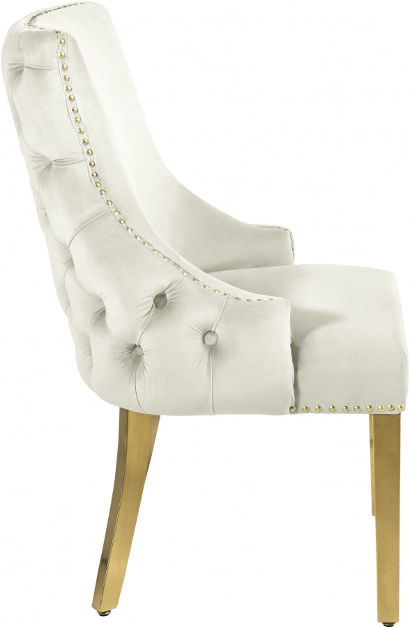 Chaise de salle à manger en velours Tuft