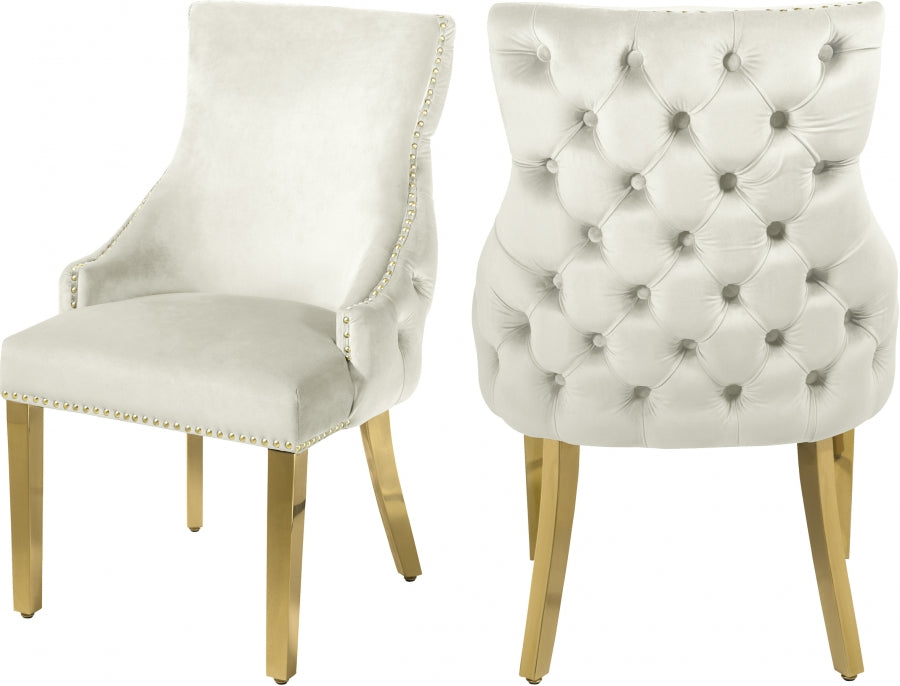 Chaise de salle à manger en velours Tuft