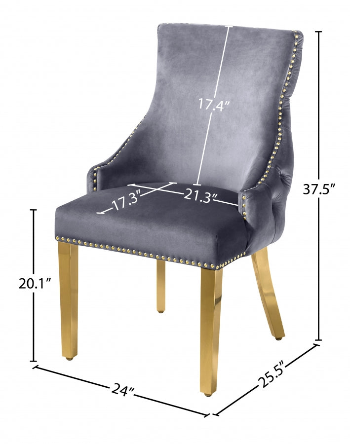Chaise de salle à manger en velours Tuft