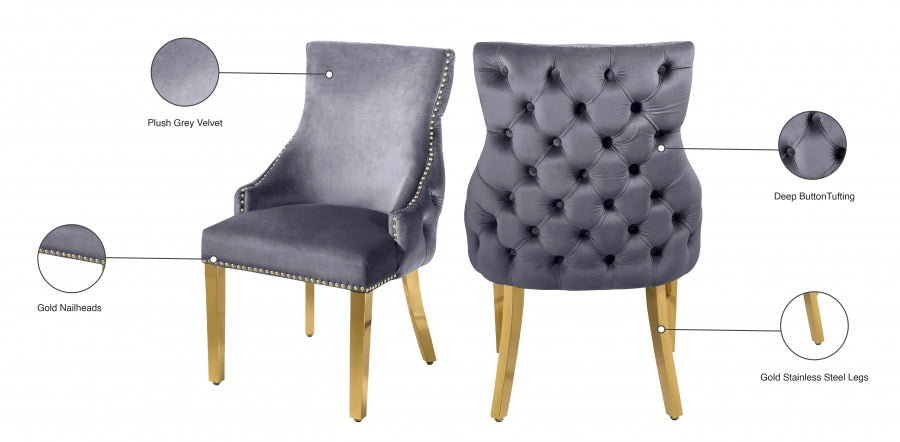 Chaise de salle à manger en velours Tuft