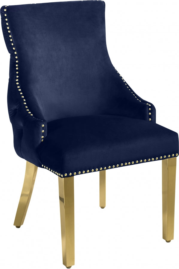 Chaise de salle à manger en velours Tuft