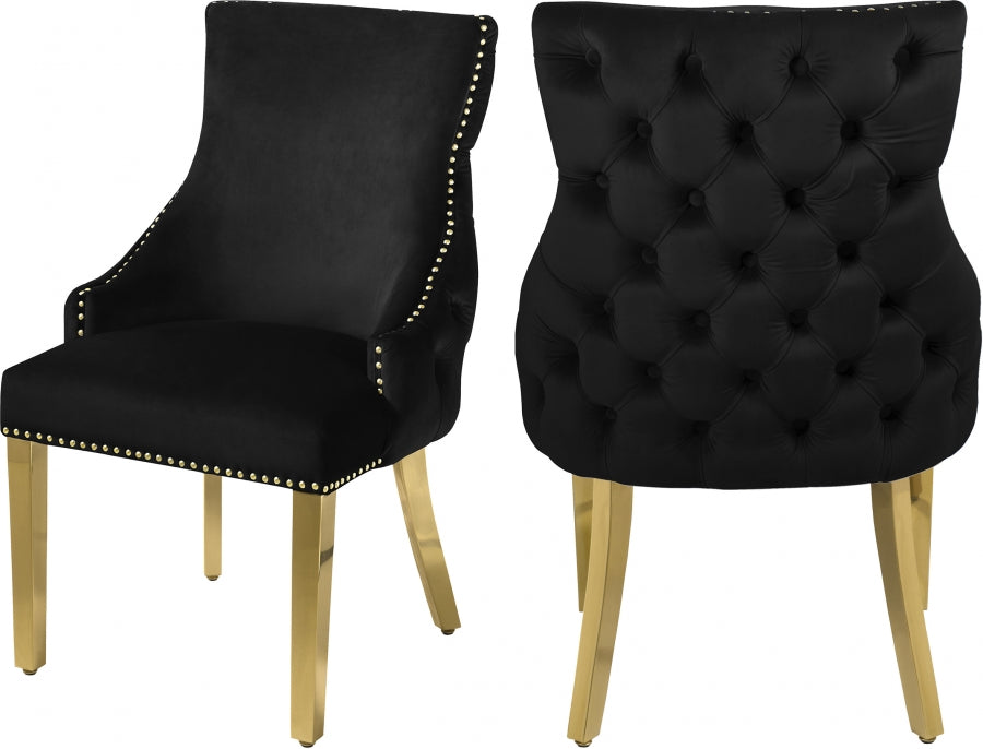 Chaise de salle à manger en velours Tuft