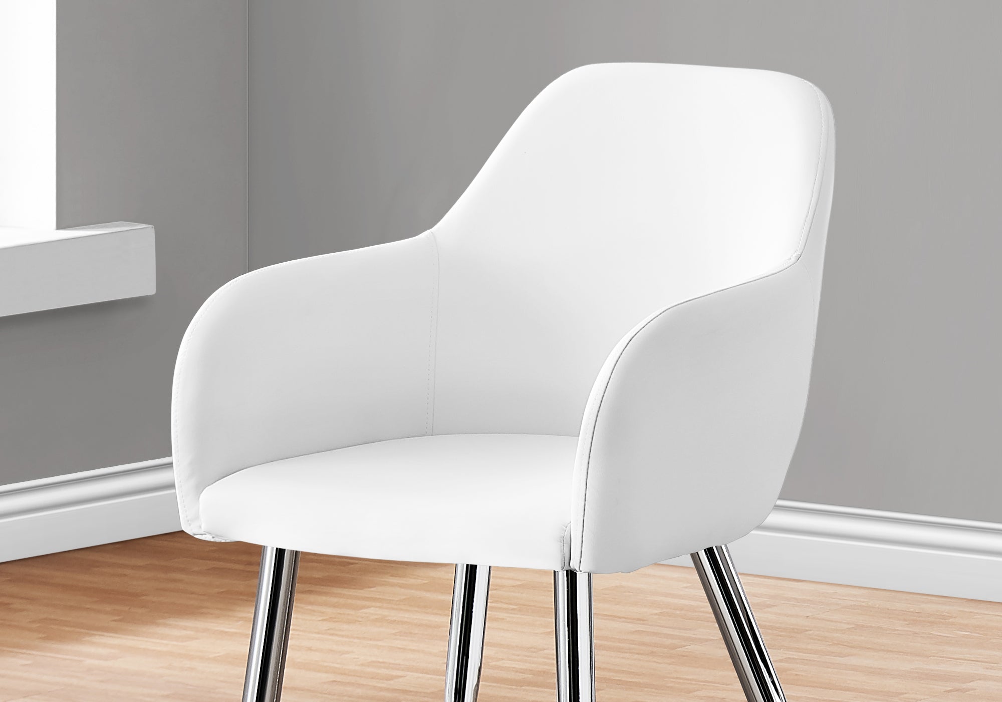 CHAISE DE SALLE A MANGER - 2PCS / 33"H / SIMILI-CUIR BLANC / CHROME 