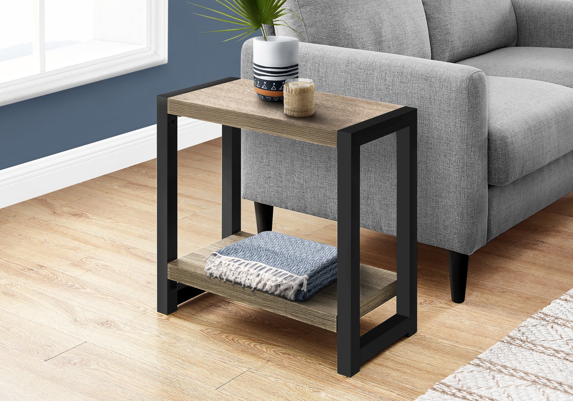 TABLE D'APPOINT - 22"H / TAUPE FONCE / METAL NOIR 